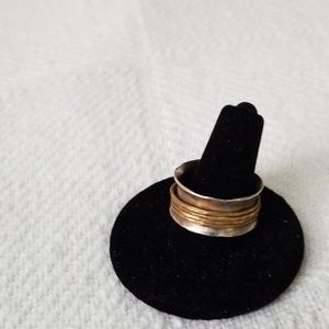 1 Silpada "Spinner" ring